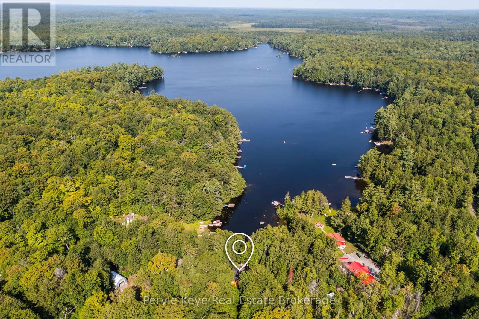 1160 Lakeshore photo 2