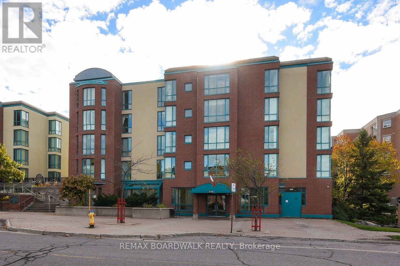 330 Centrum Unit 206
