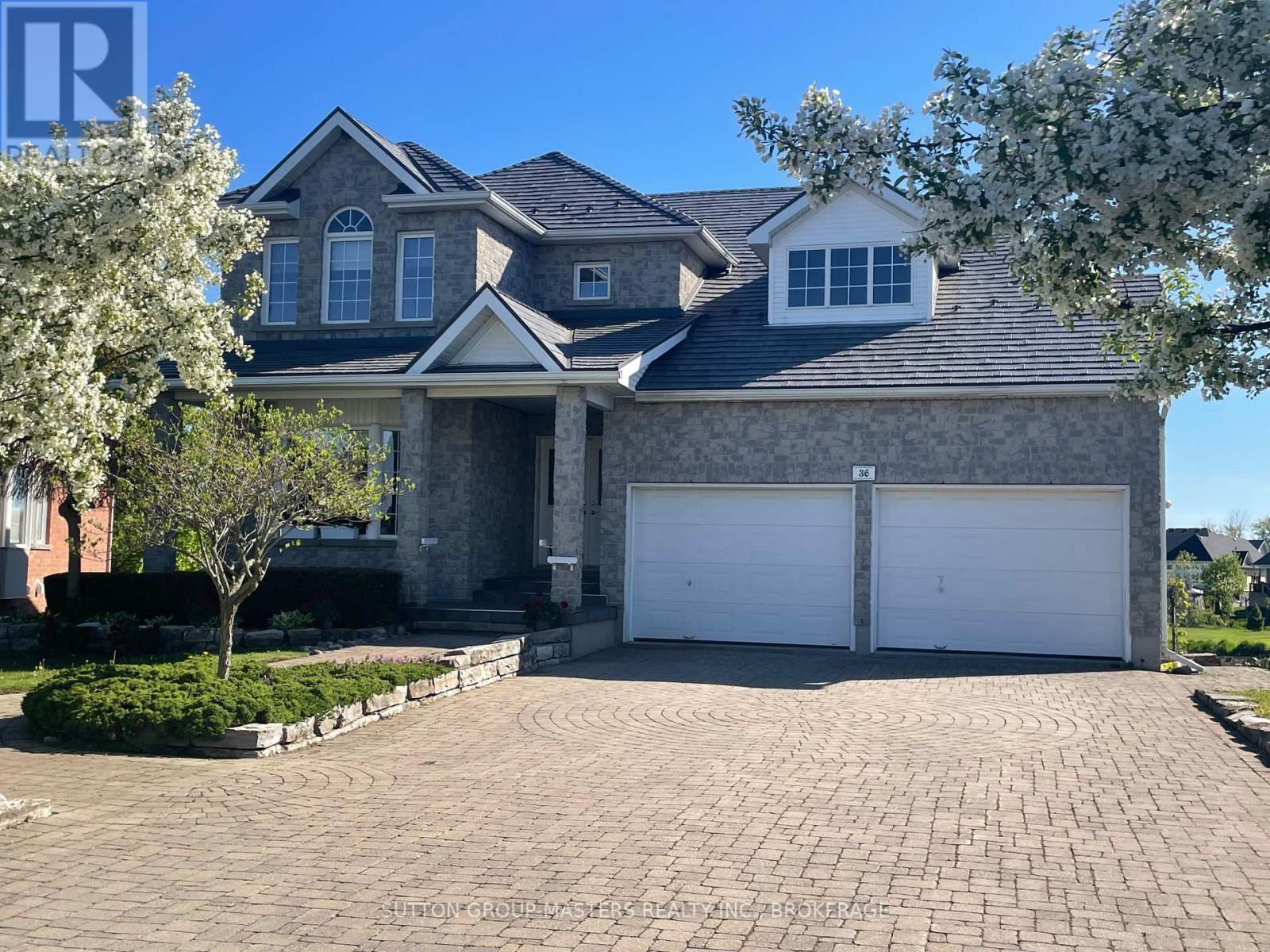 36 Glenora
