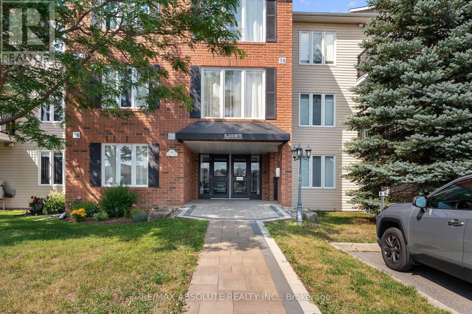 16 Sheffield Unit 107