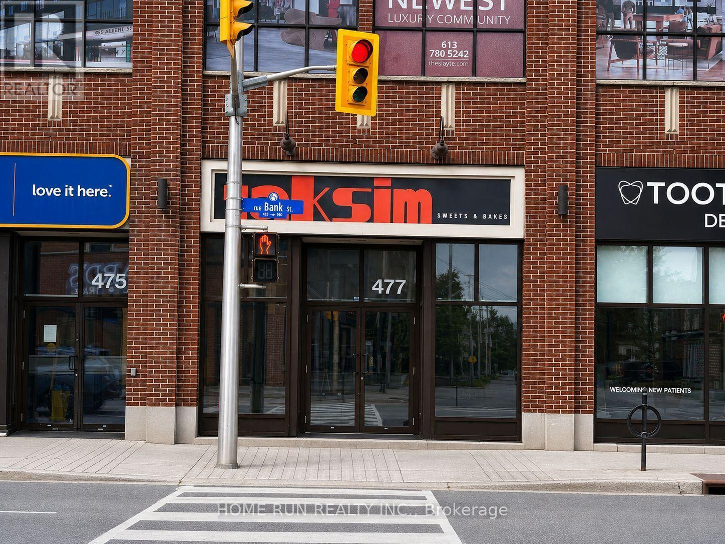 477 Bank photo 2
