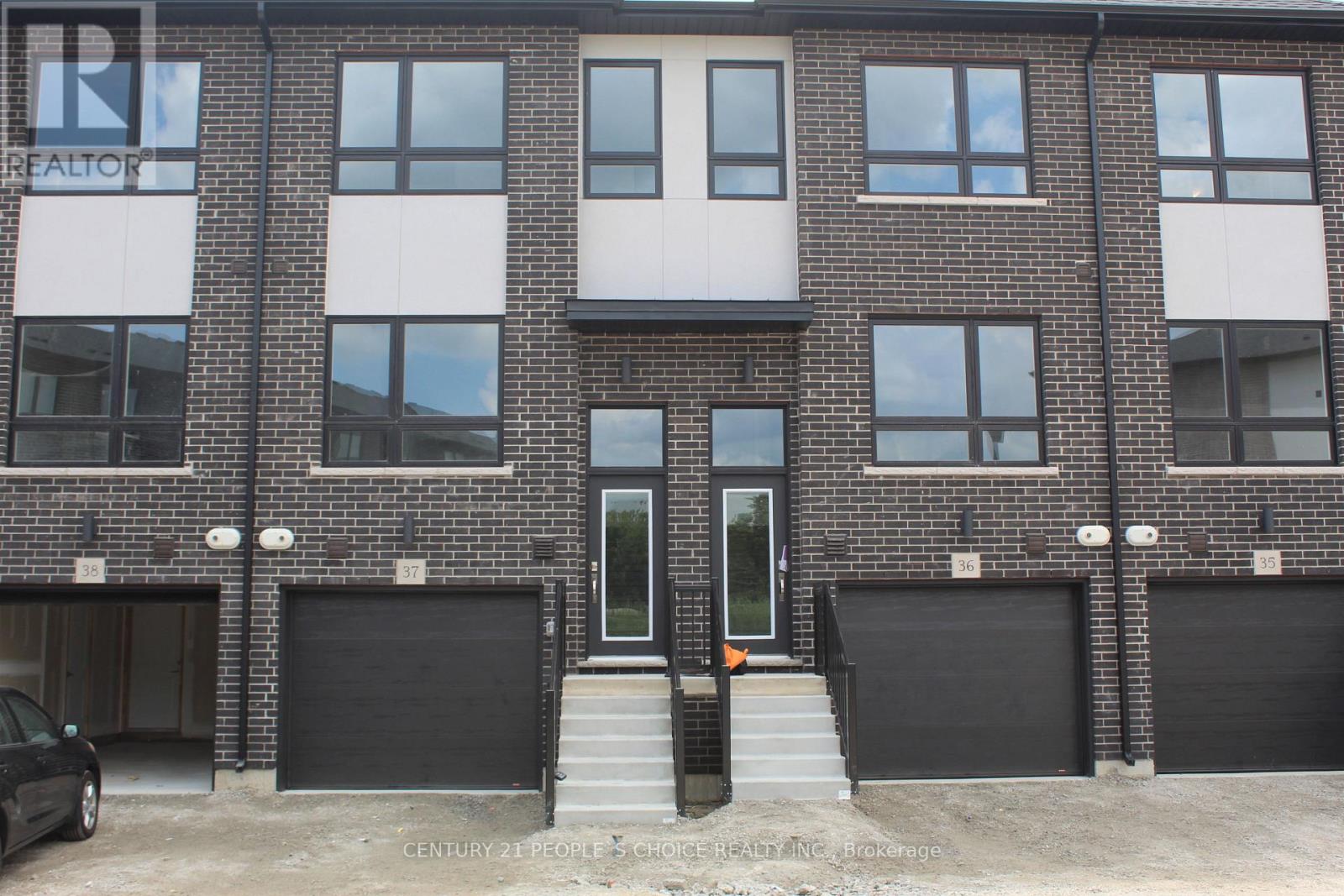 720 Grey Unit 37 photo 2