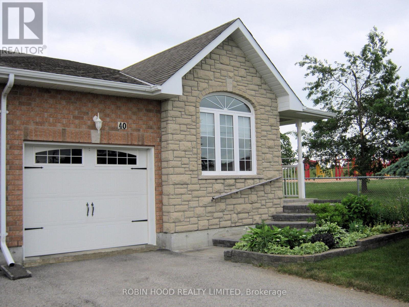 40 Dormer