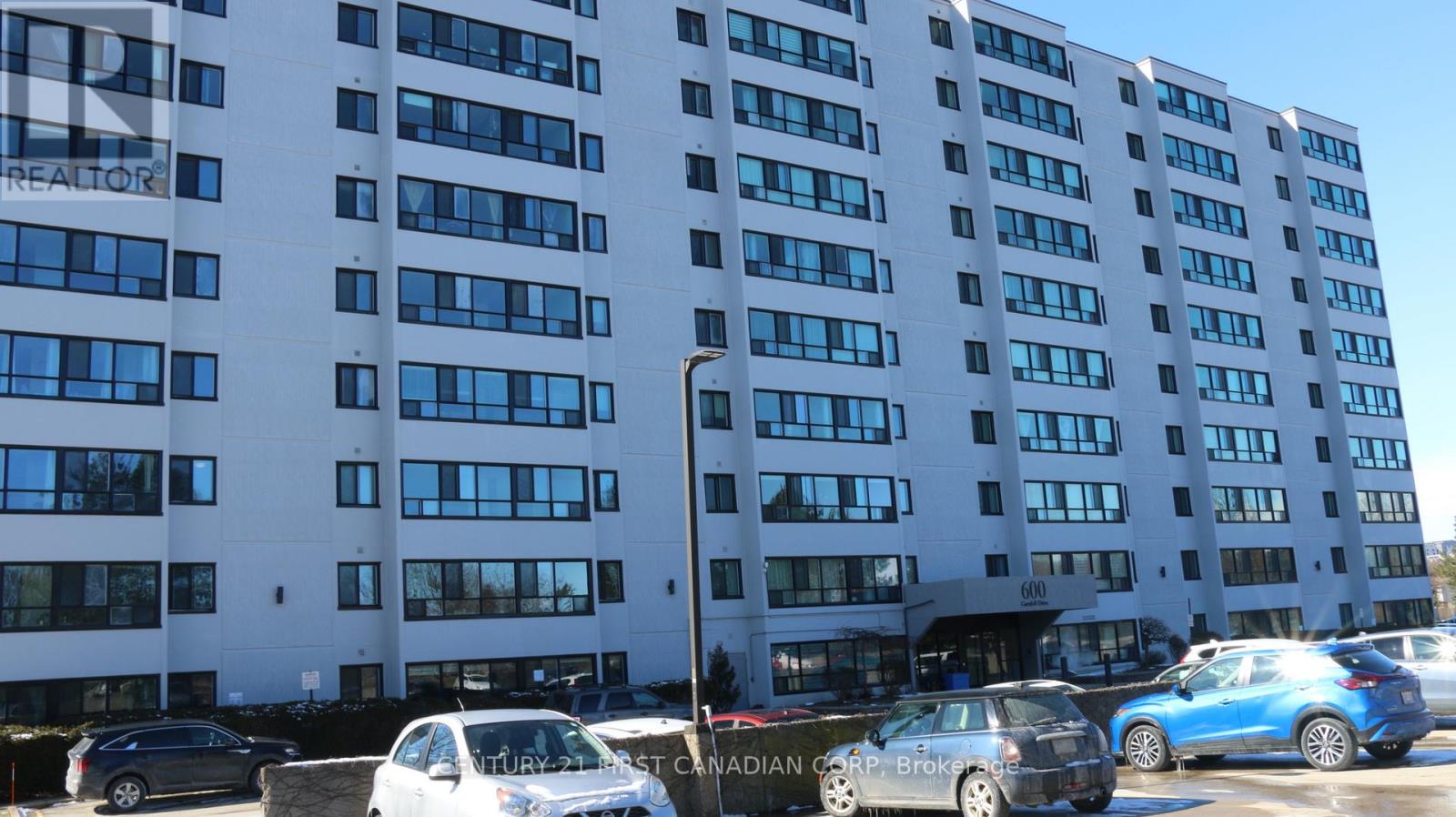 600 Grenfell Unit 207