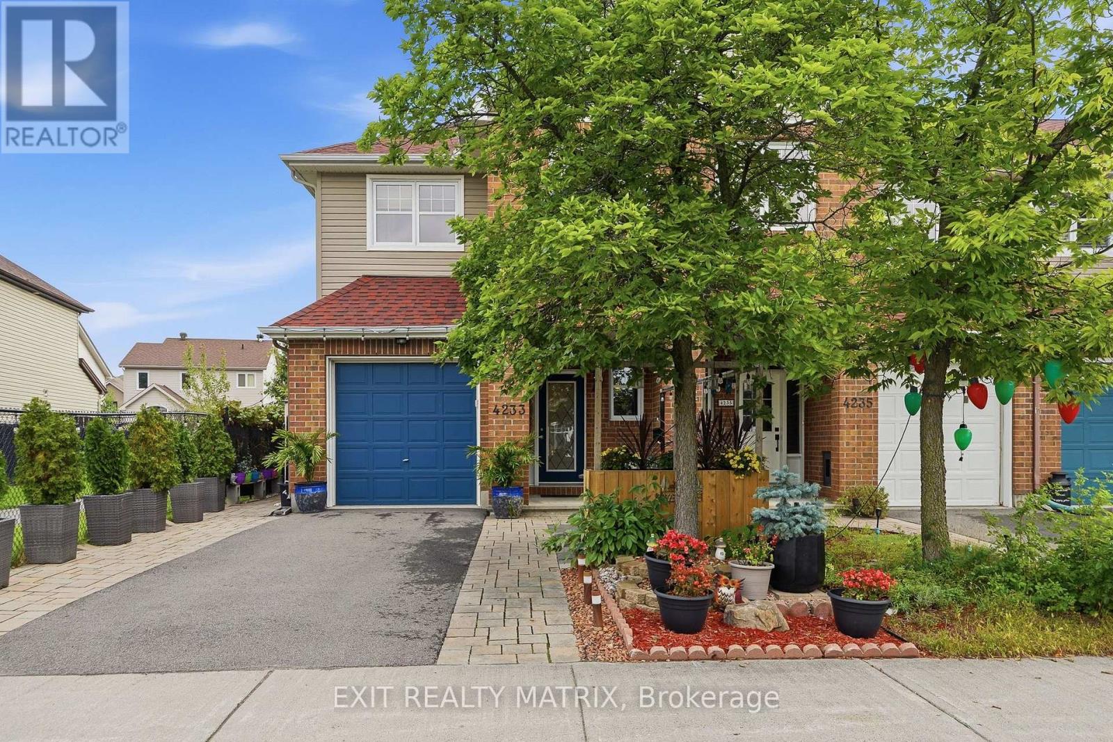 4233 Kelly Farm