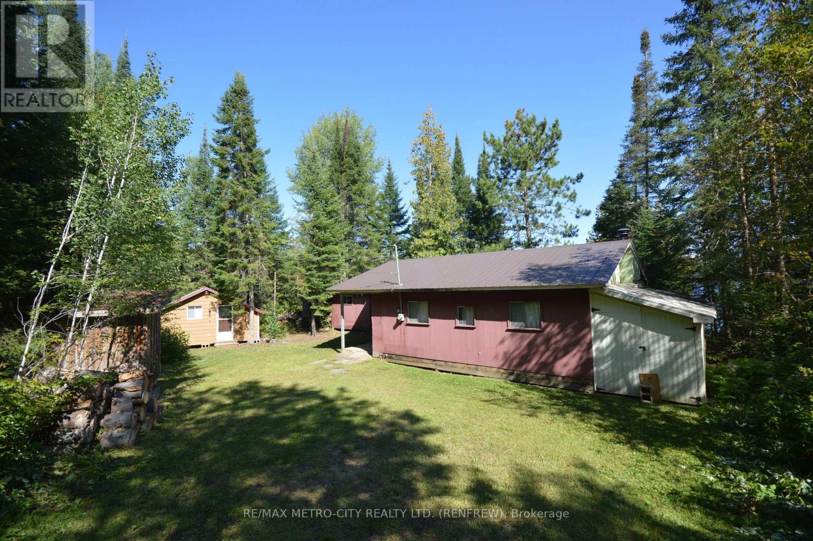 482 Cameron Lake