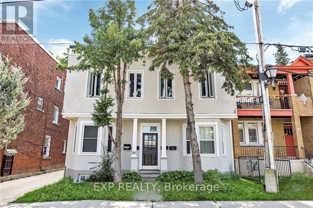 52 St Andrew Unit 1