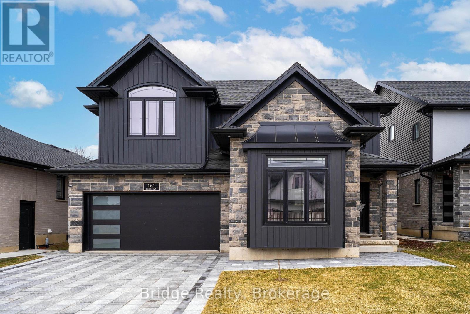 161 Hemlock
