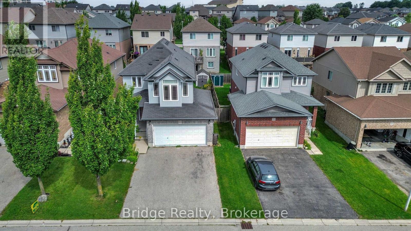 880 Frontenac
