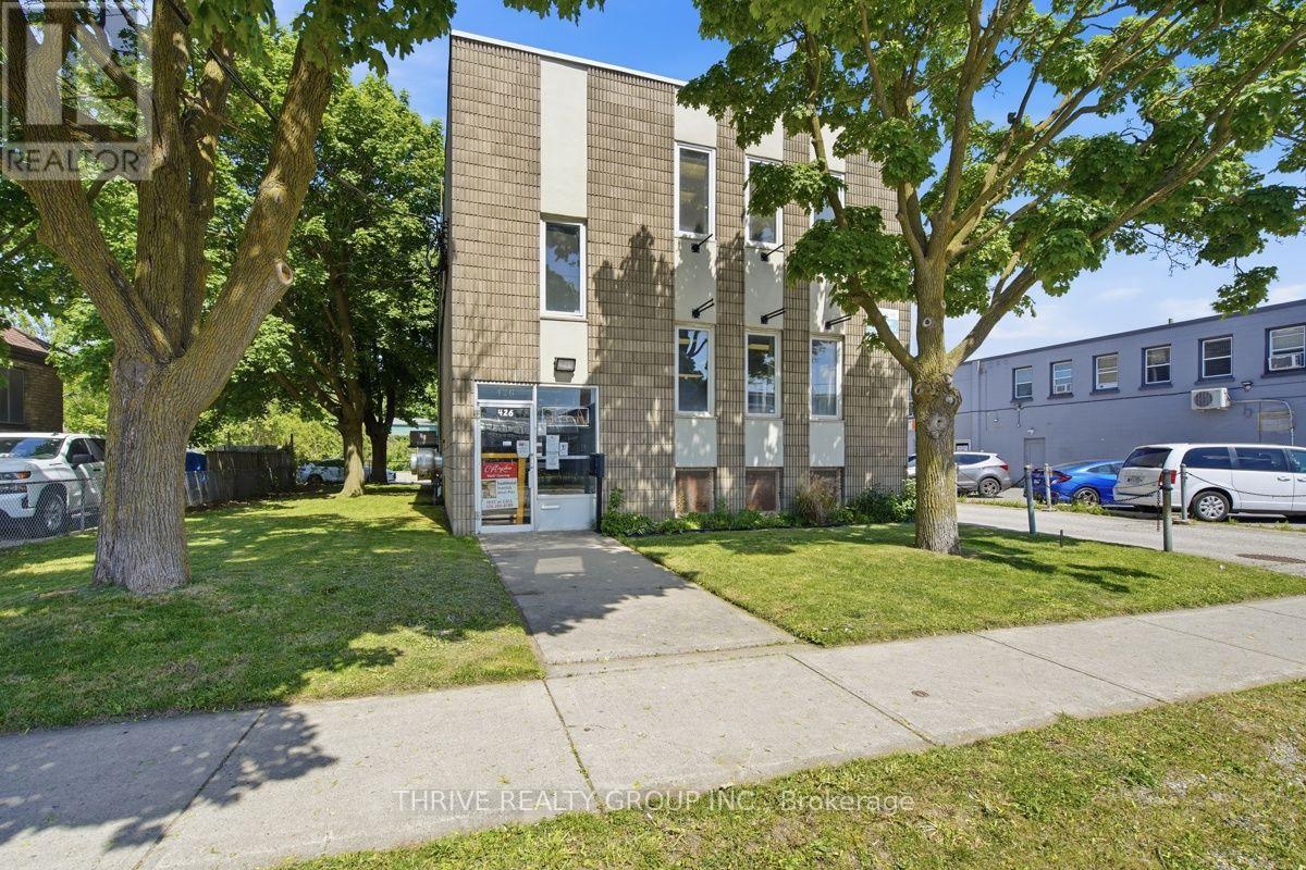 426 Third Unit Upper