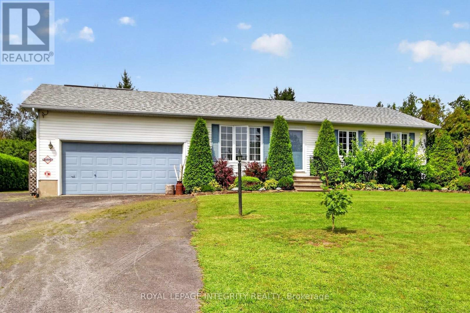 2913 Danbury