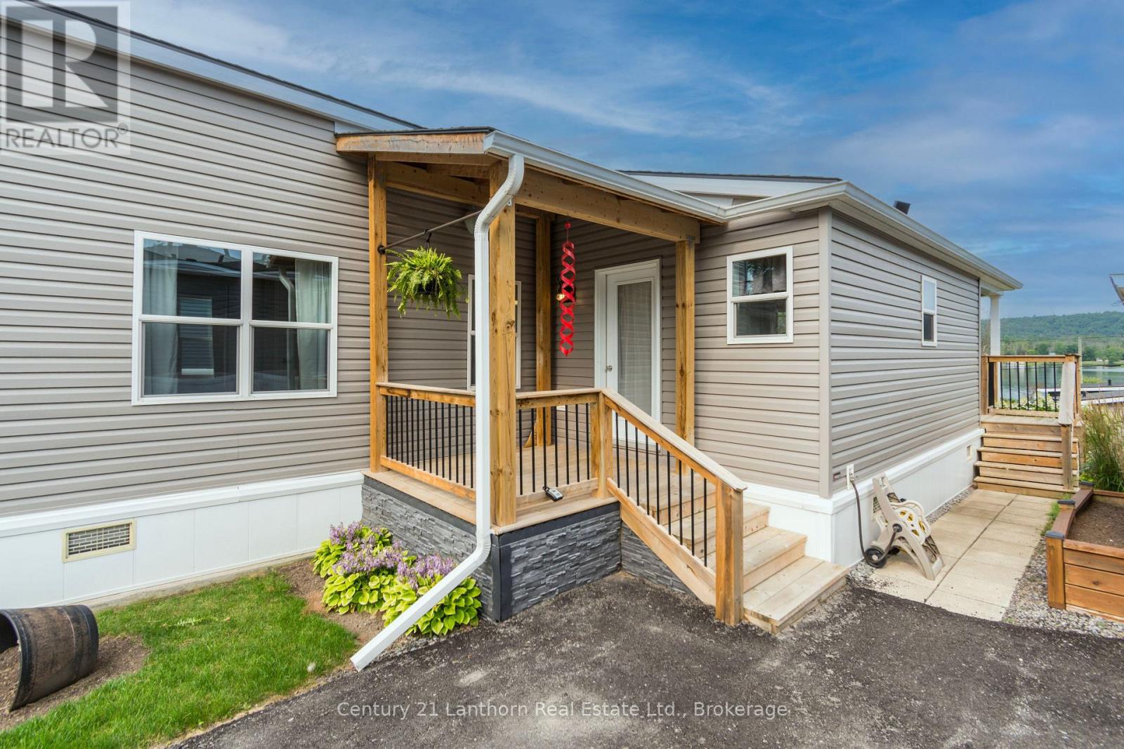 484 Frankford Stirling Unit 18