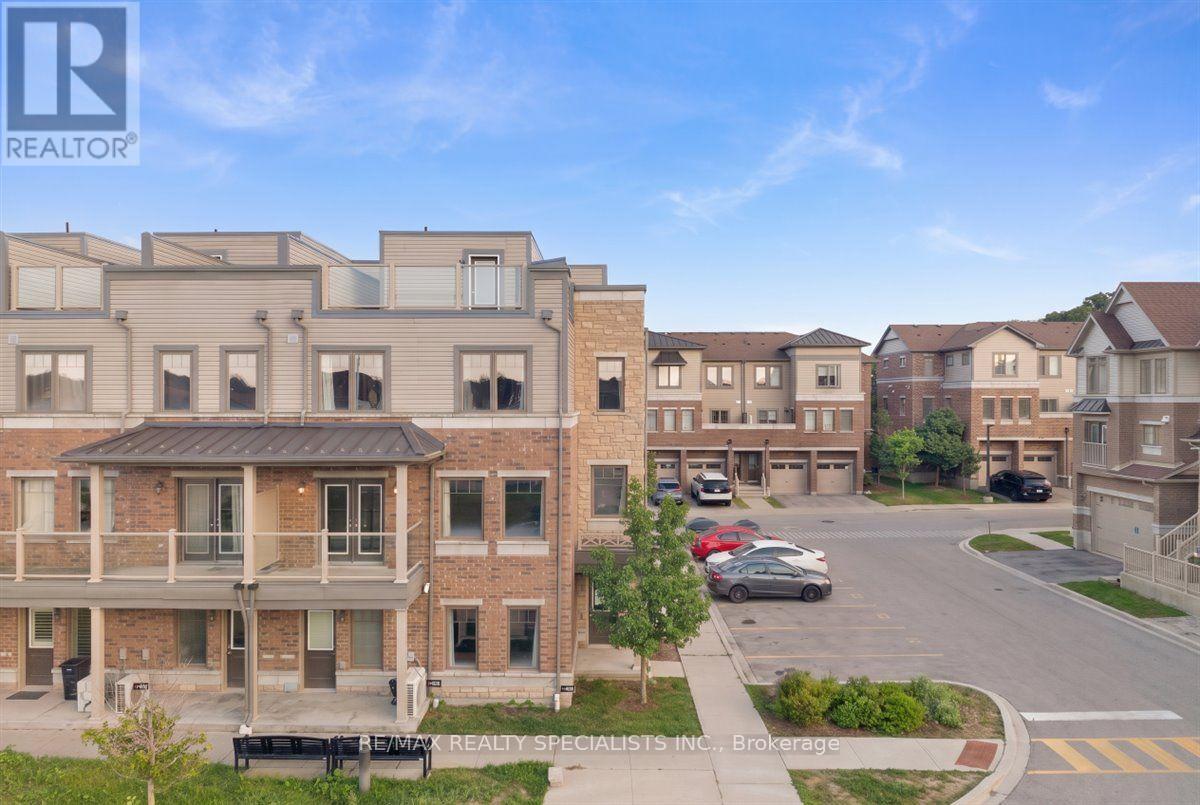 70 Willowrun Unit E8