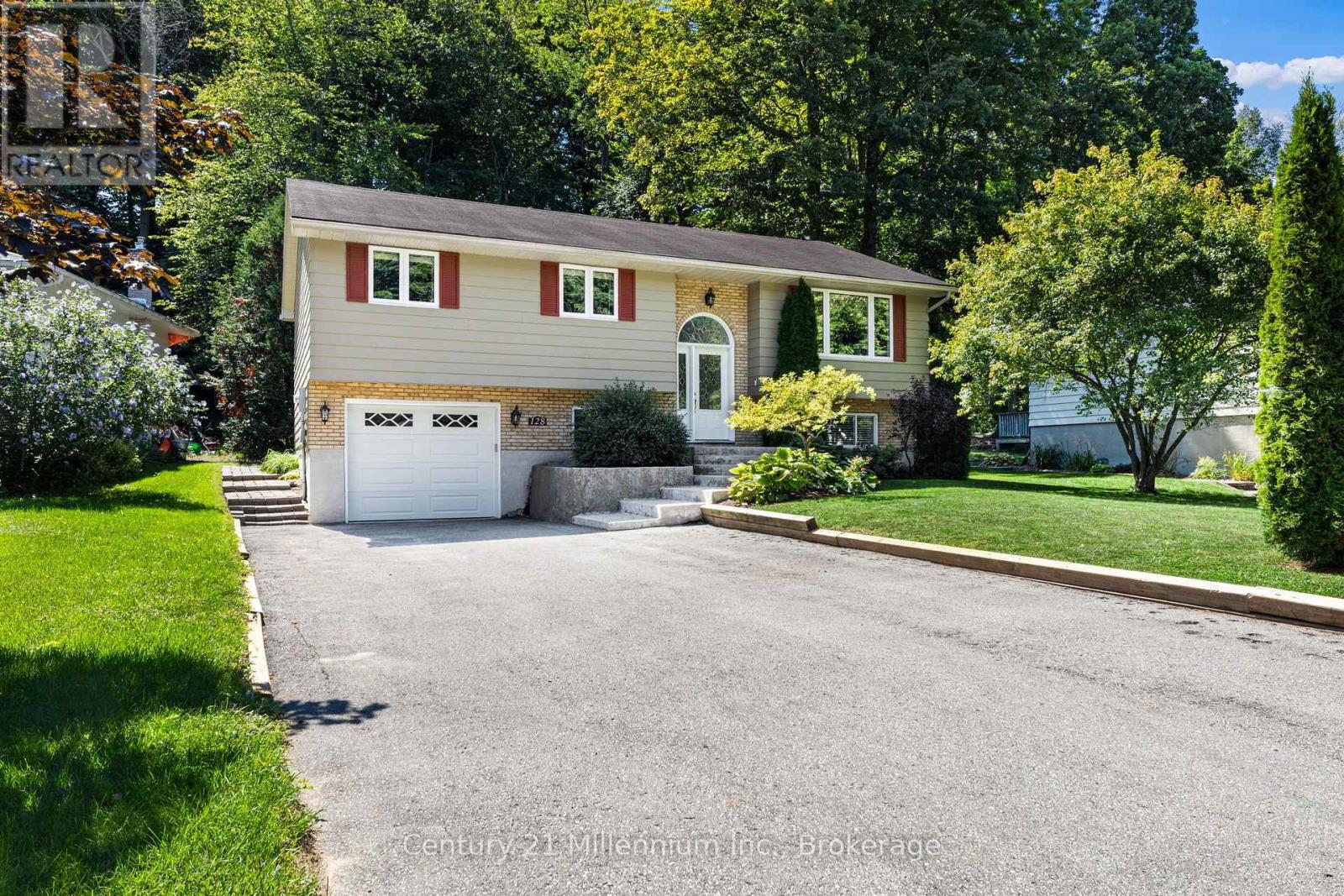 128 PARKLANE