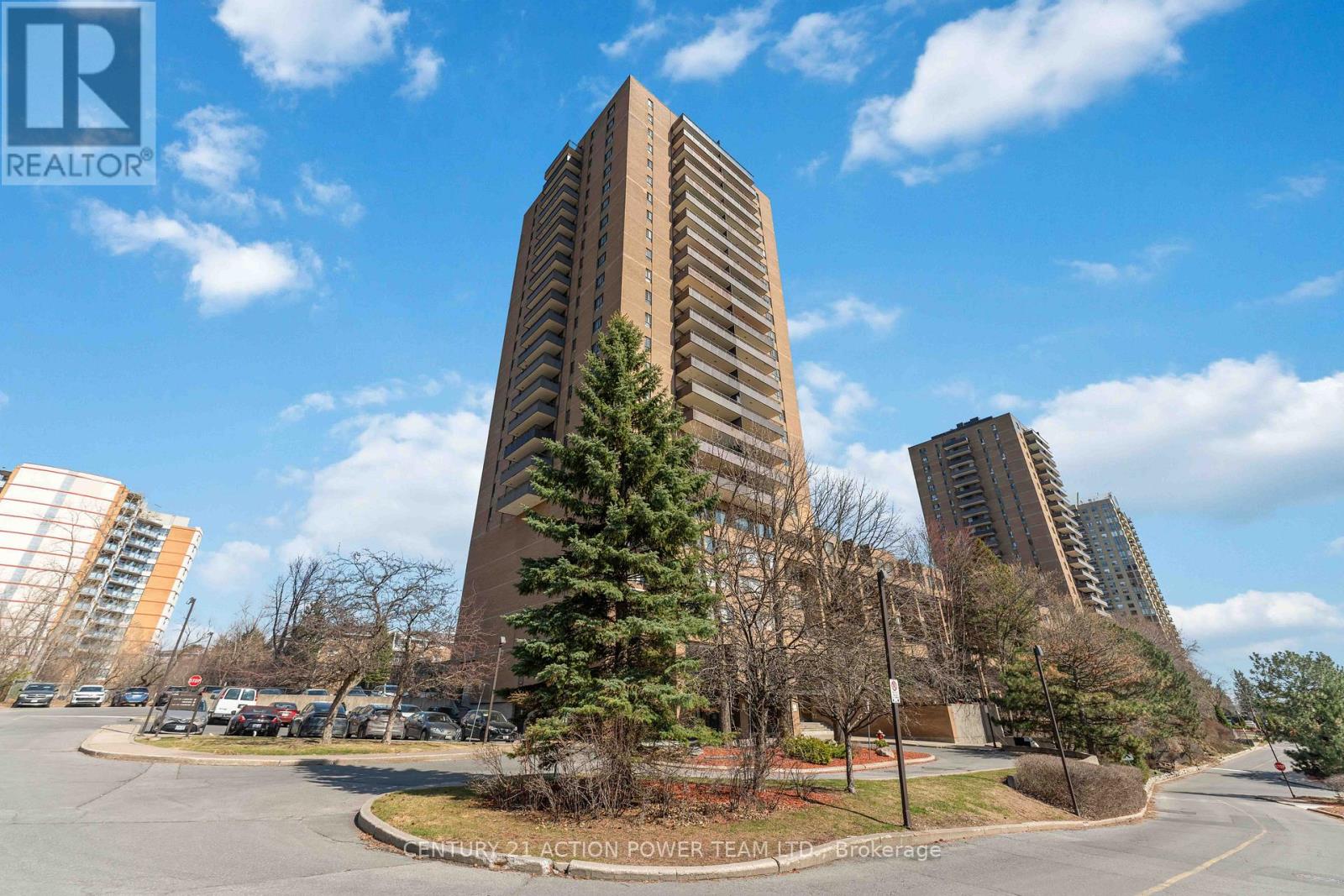 505 ST LAURENT Unit 903