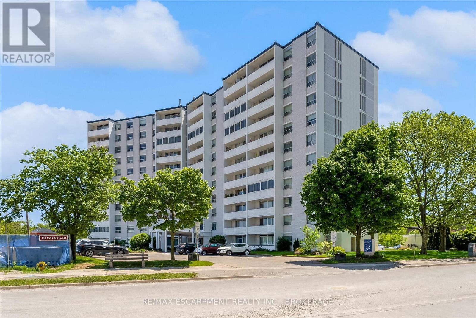 35 Towering Heights Unit 1007