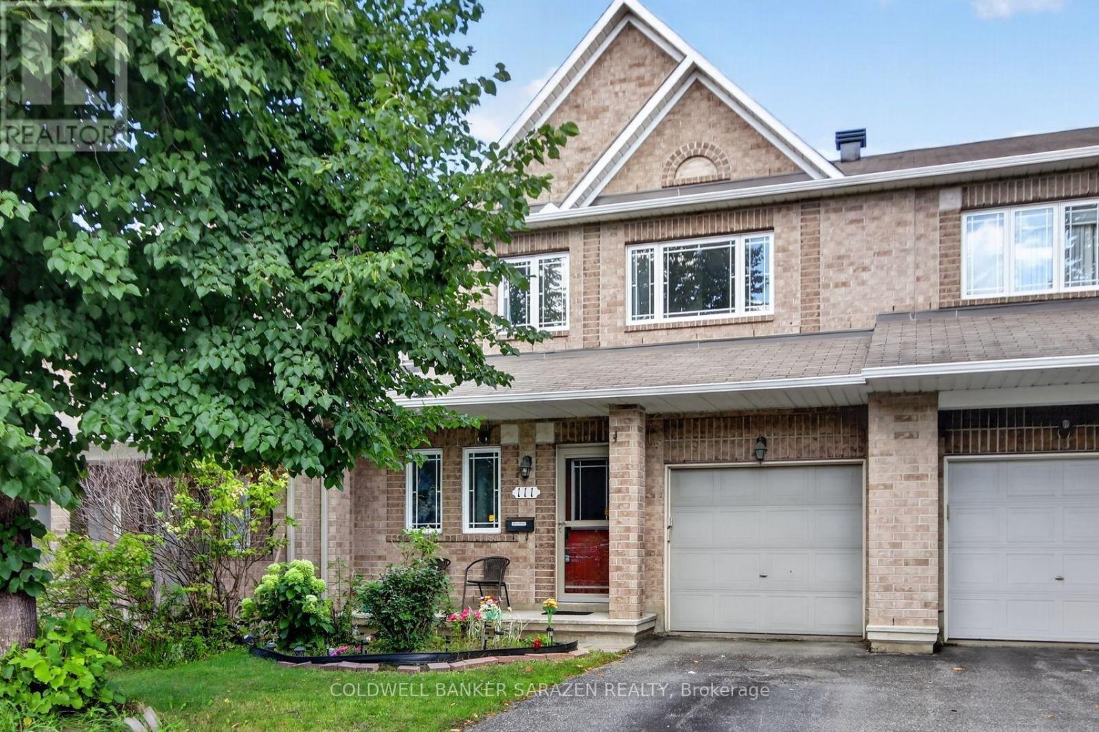 111 HARBOUR VIEW