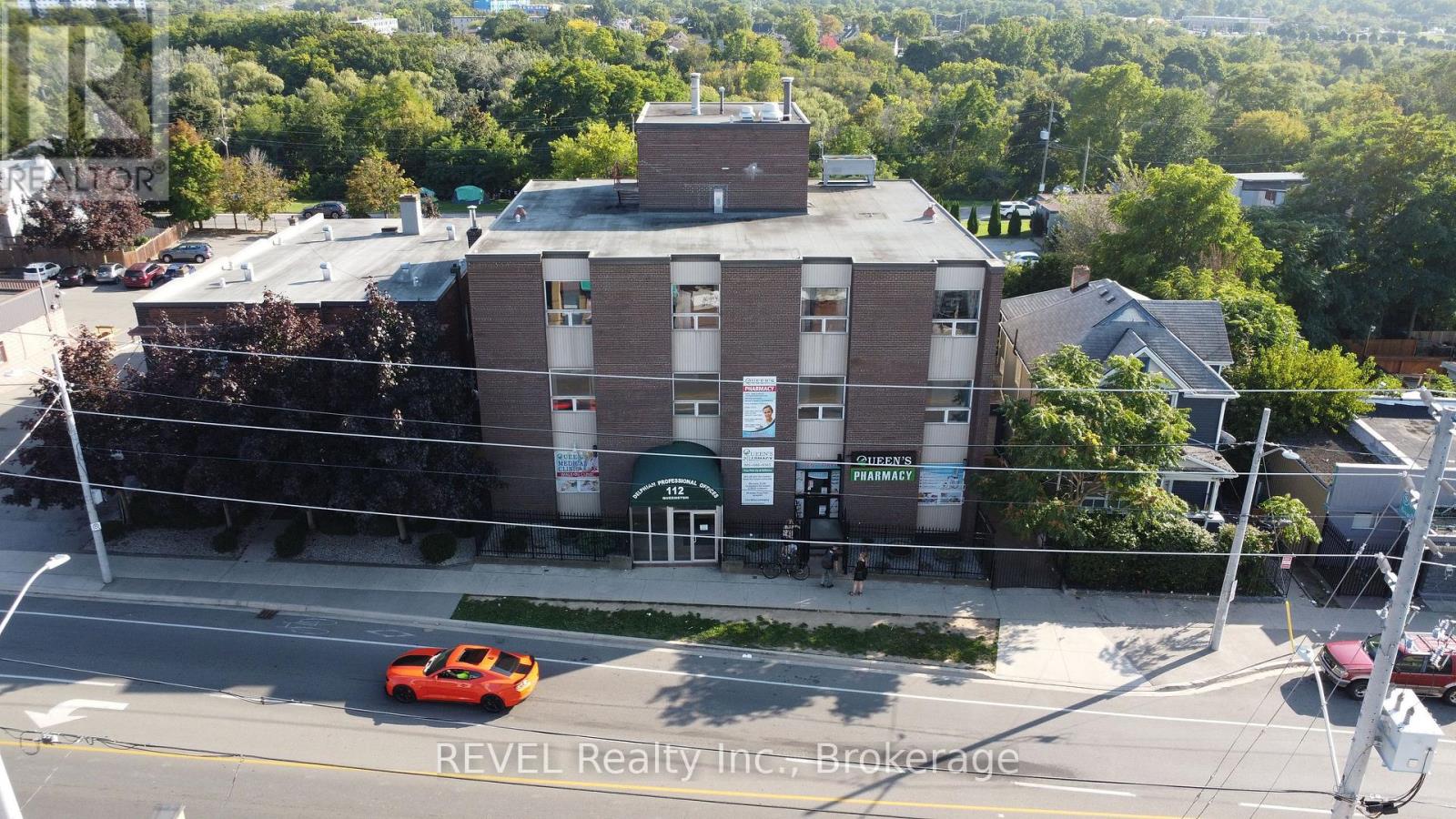 112 QUEENSTON Unit 203A&B