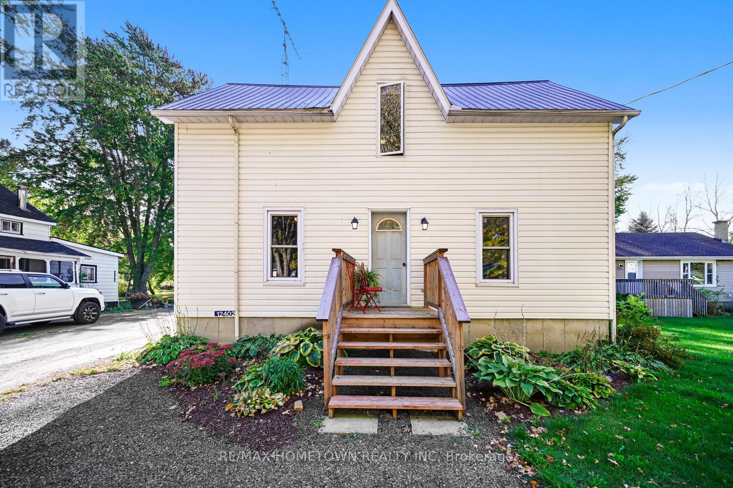 12402 County Road 18