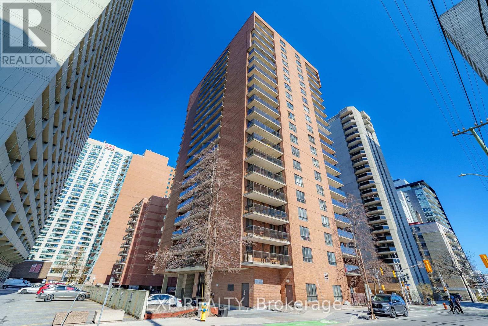 475 Laurier Unit 1002