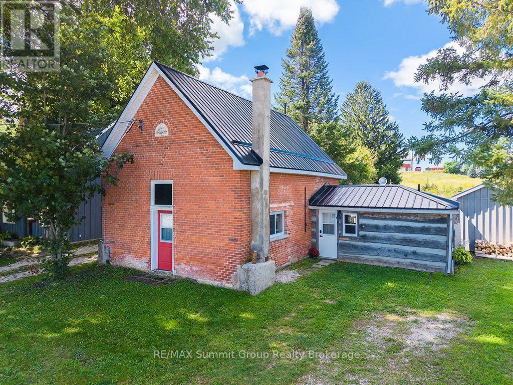 154600 Grey Road 32