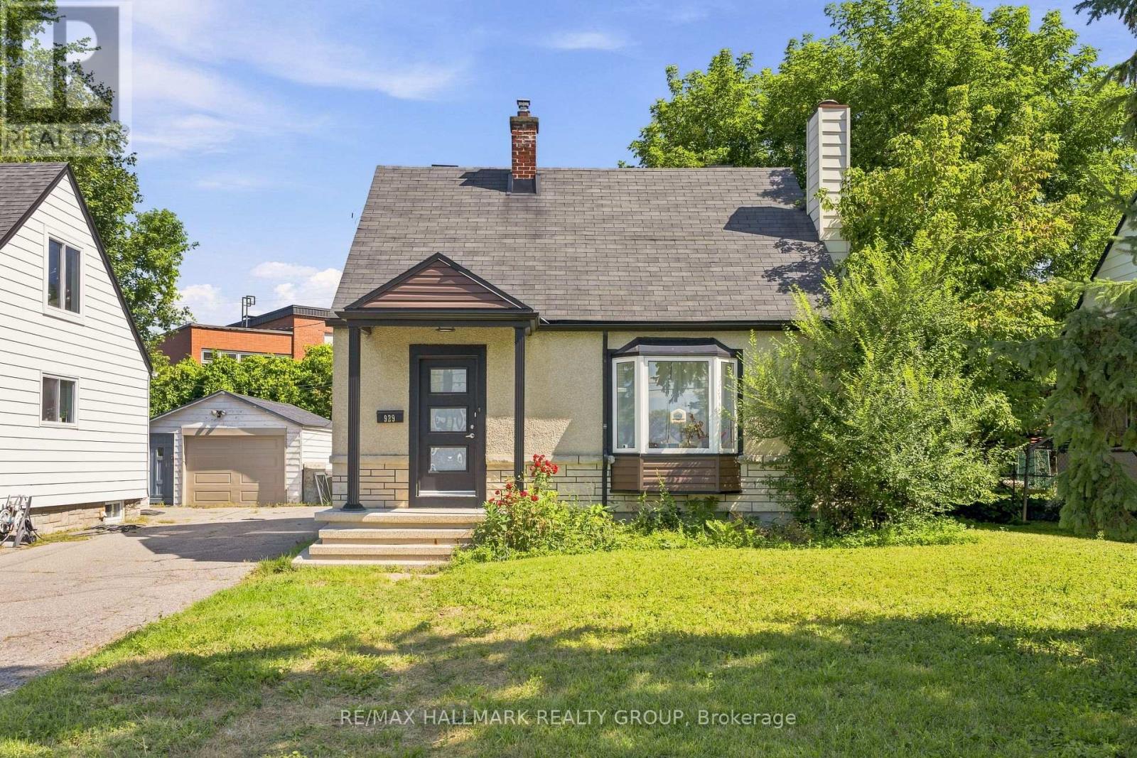 929 Merivale