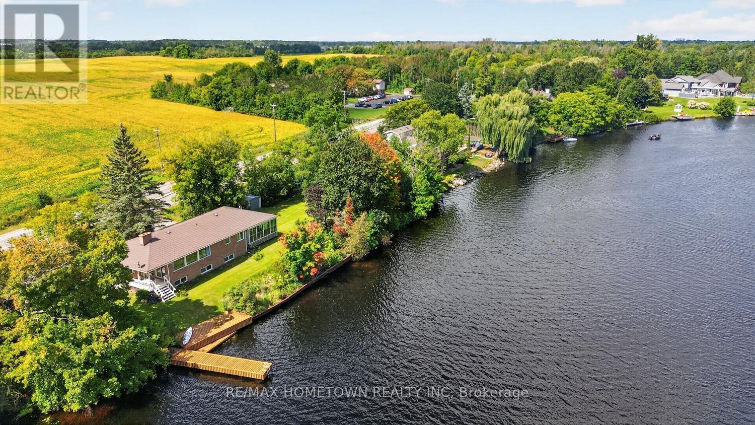 5873 Rideau Valley