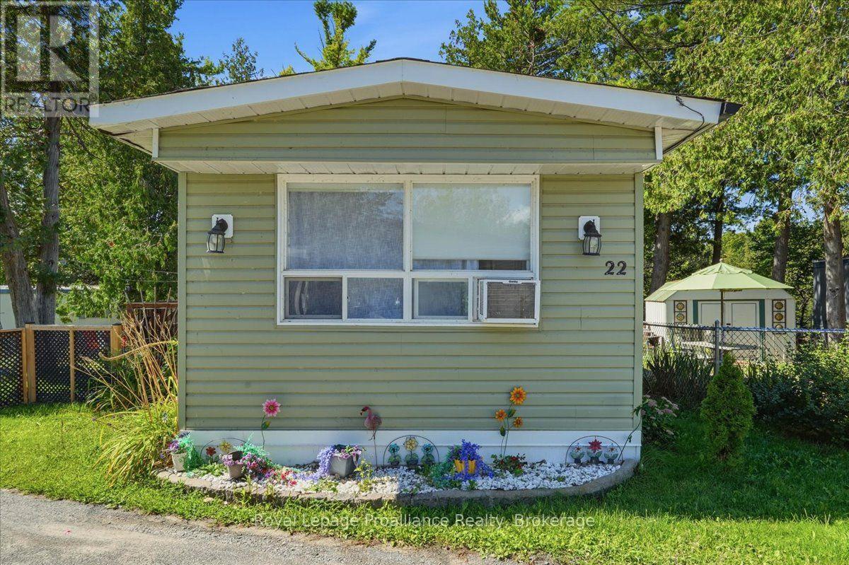 5569 Bath Unit 22 photo 2