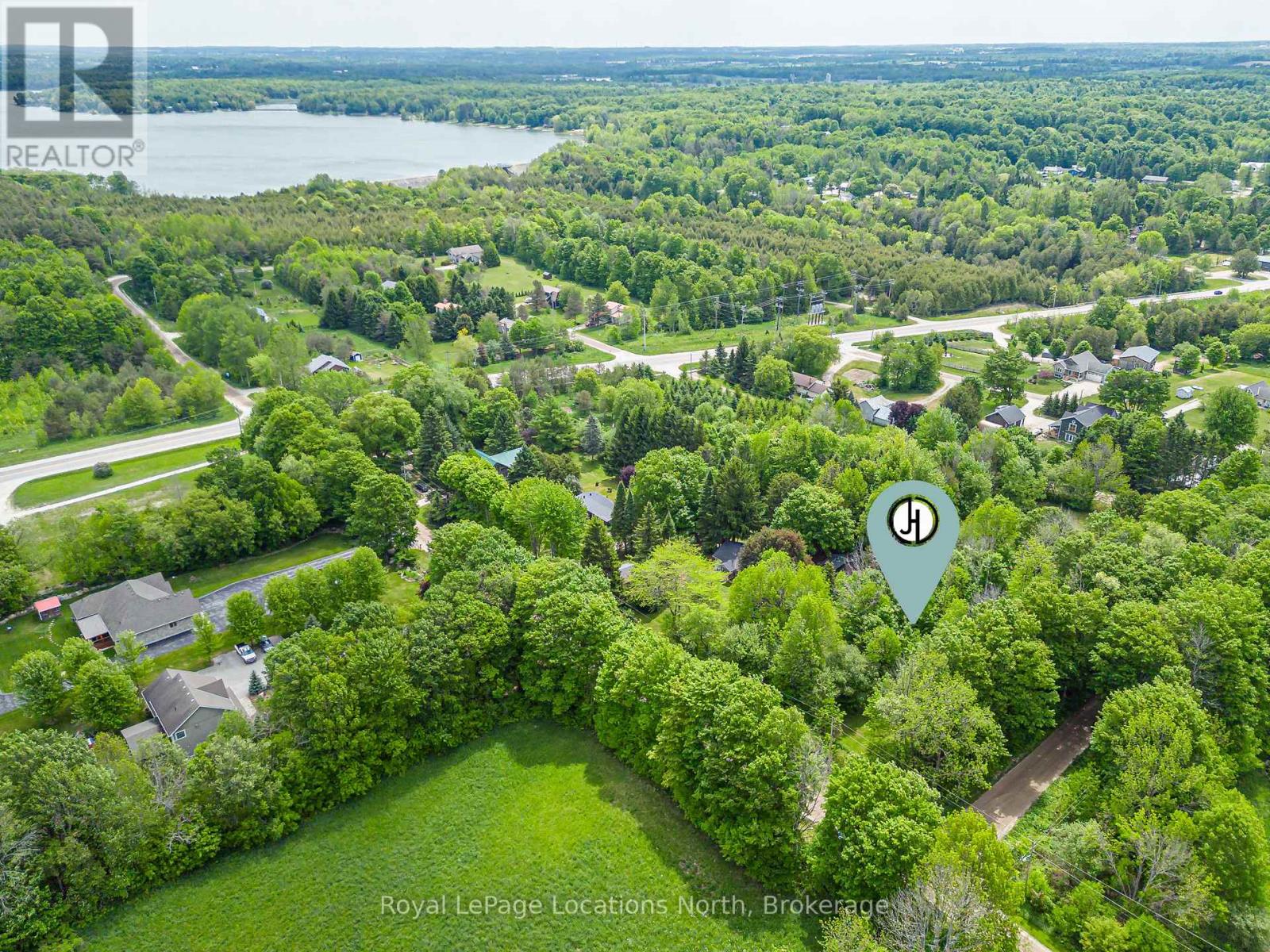 LOT 22 Park photo 2