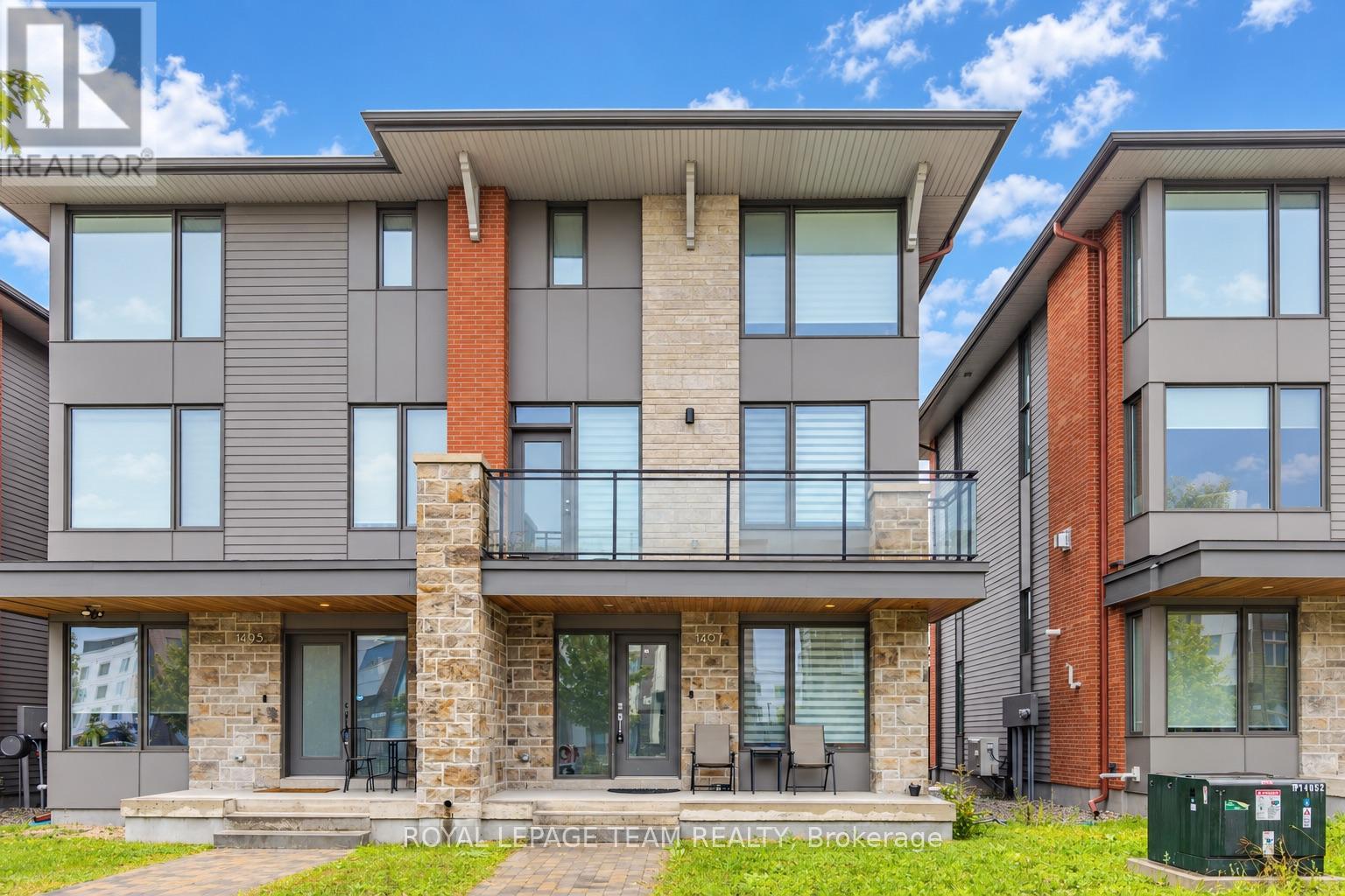1407 Hemlock