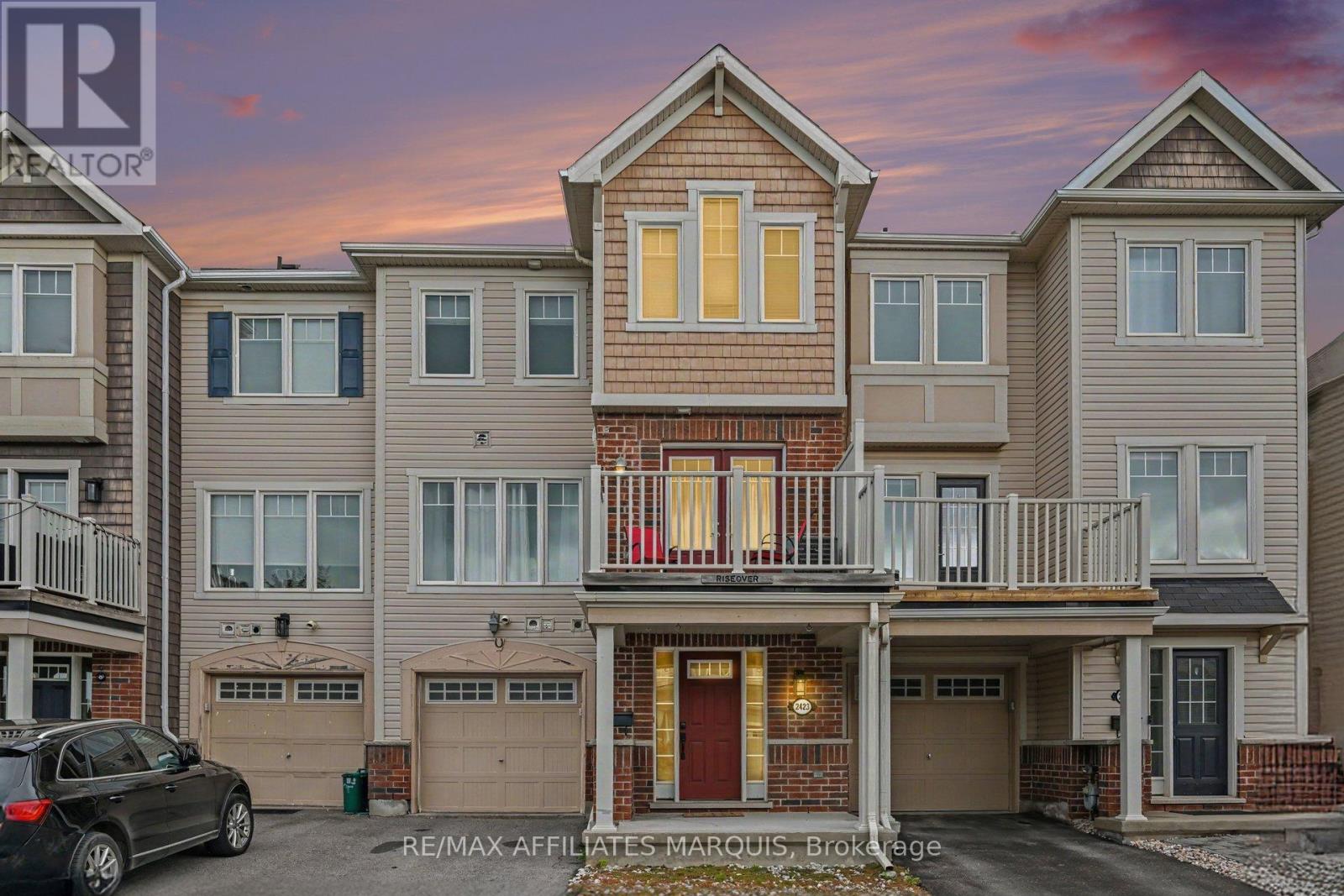 2423 Nutgrove photo 2