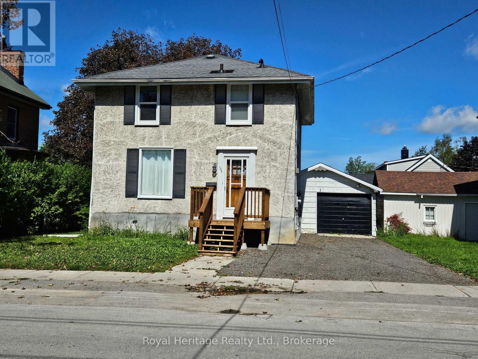 102 Catharine