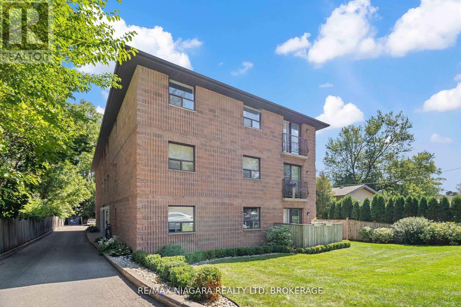 78 Welland Unit 302