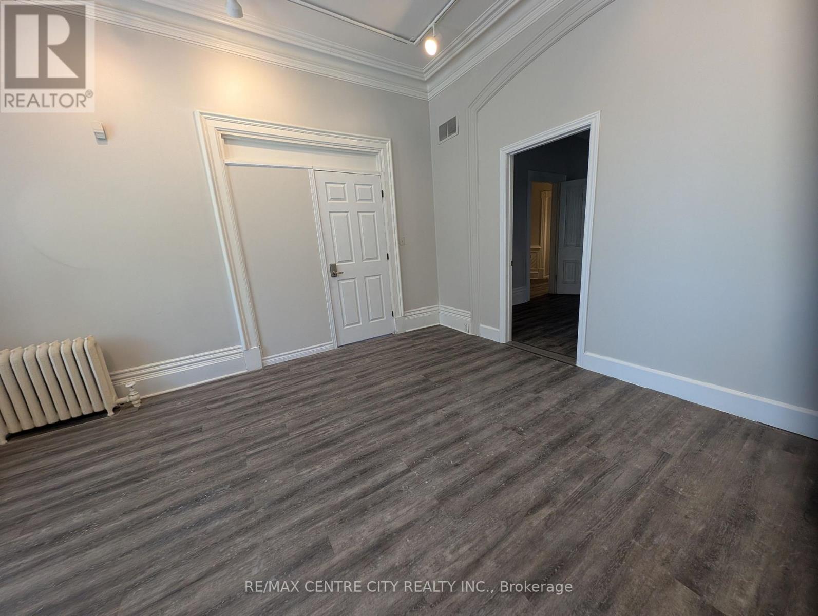 474 King Unit 1 photo 5